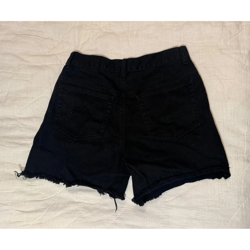 Eddie Bauer Black Distressed High Waisted Denim Shorts Frayed Hem Womens Size 8 - Picture 3 of 10